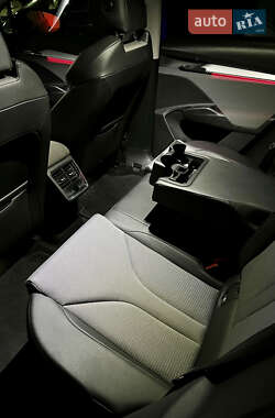Внедорожник / Кроссовер Skoda Enyaq iV 2021 в 