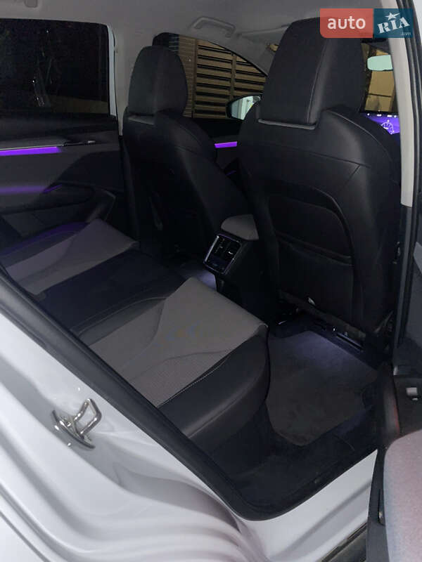 Внедорожник / Кроссовер Skoda Enyaq iV 2023 в Львове