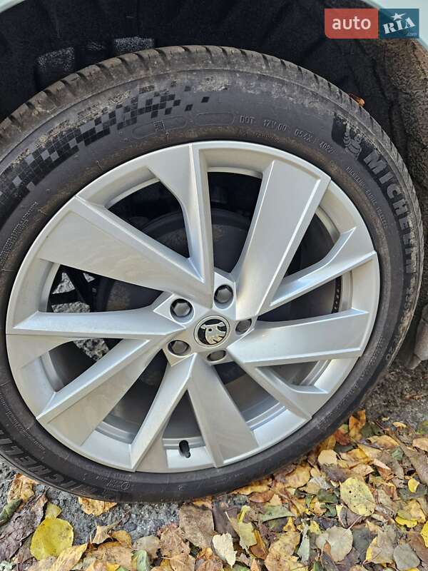 Внедорожник / Кроссовер Skoda Enyaq iV 2021 в Ровно