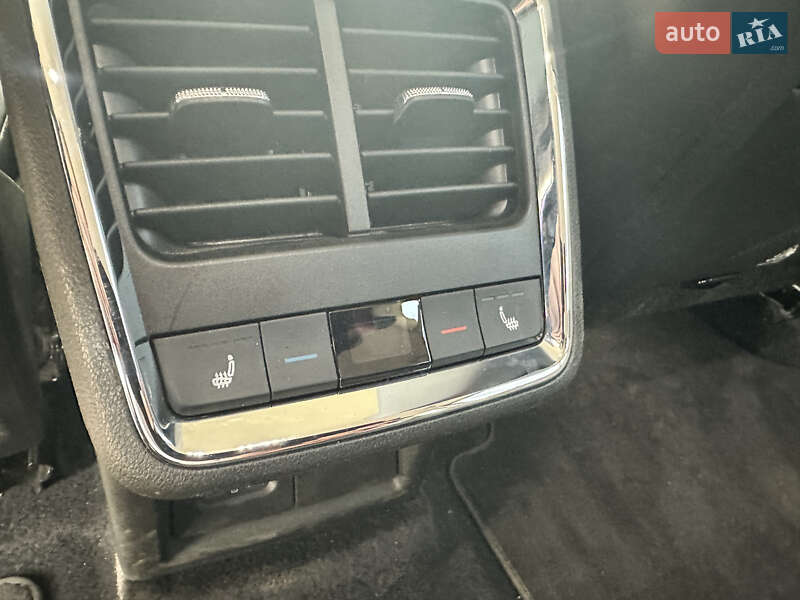 Внедорожник / Кроссовер Skoda Enyaq iV 2021 в Иршаве