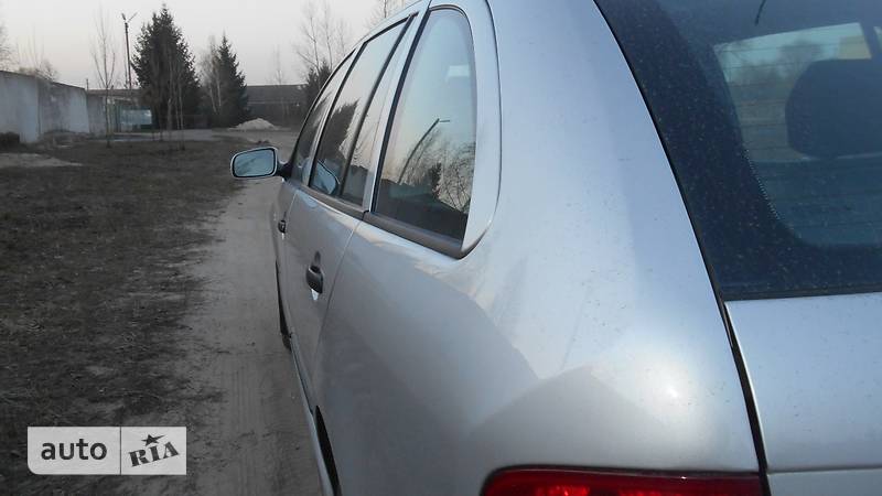 Універсал Skoda Fabia 2006 в Дубровиці
