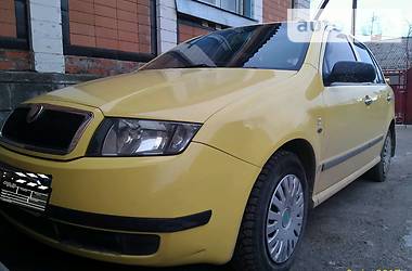 Хэтчбек Skoda Fabia 2000 в Ильинцах