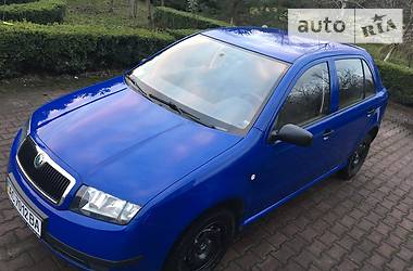 Хэтчбек Skoda Fabia 2003 в Киеве