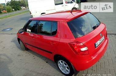 Хетчбек Skoda Fabia 2009 в Обухові