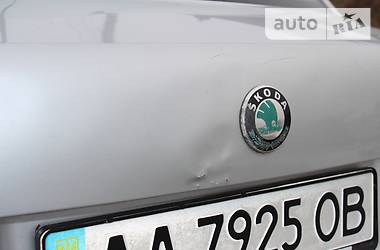 Седан Skoda Fabia 2002 в Киеве