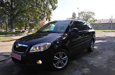 Универсал Skoda Fabia 2010 в Луцке