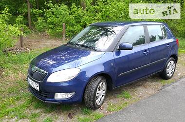 Хэтчбек Skoda Fabia 2011 в Киеве