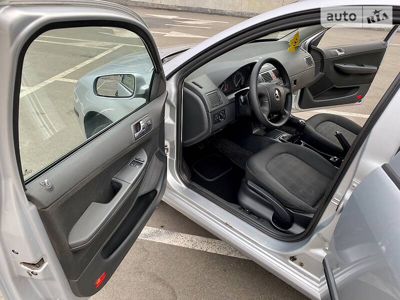 Универсал Skoda Fabia 2007 в Киеве