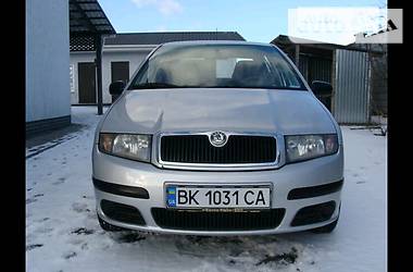 Седан Skoda Fabia 2006 в 