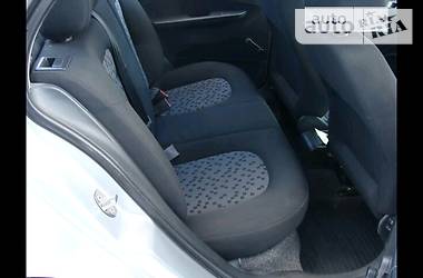 Седан Skoda Fabia 2006 в 