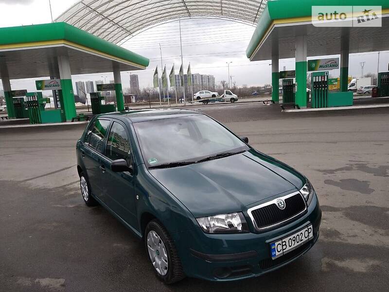 Хетчбек Skoda Fabia 2005 в Києві