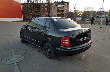 Седан Skoda Fabia 2002 в Херсоне