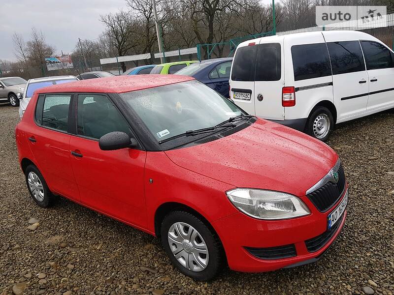 Хэтчбек Skoda Fabia 2010 в Тячеве