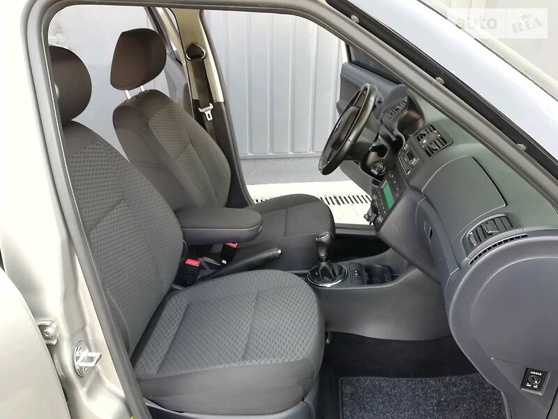 Універсал Skoda Fabia 2011 в Павлограді