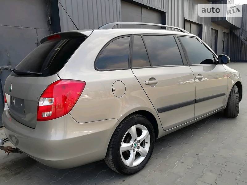 Універсал Skoda Fabia 2011 в Павлограді
