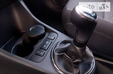 Хетчбек Skoda Fabia 2011 в 