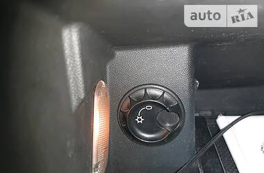 Хетчбек Skoda Fabia 2001 в 