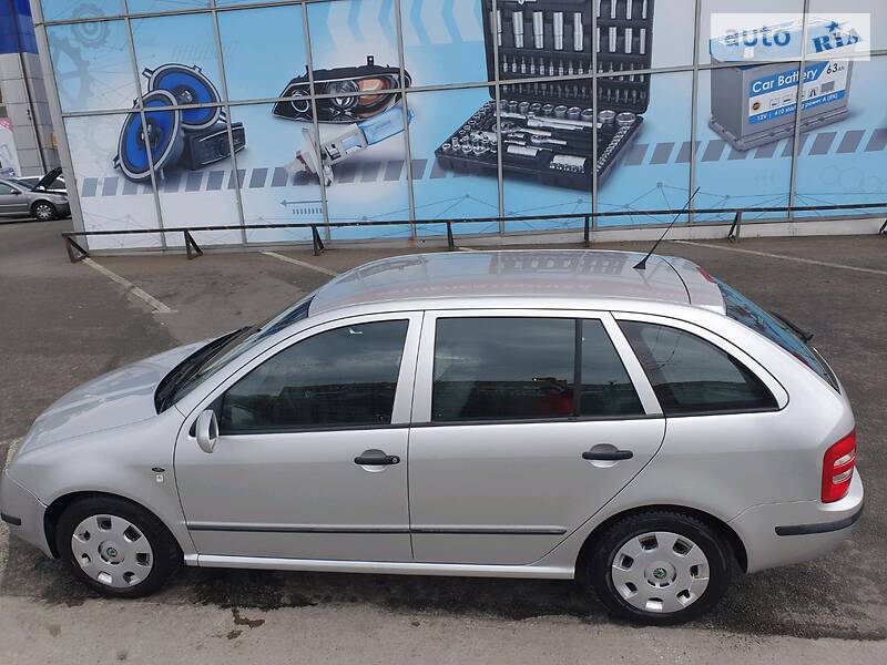 Універсал Skoda Fabia 2001 в 