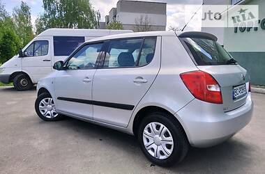 Хетчбек Skoda Fabia 2008 в 