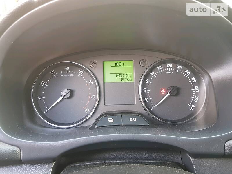 Хетчбек Skoda Fabia 2010 в Миколаєві
