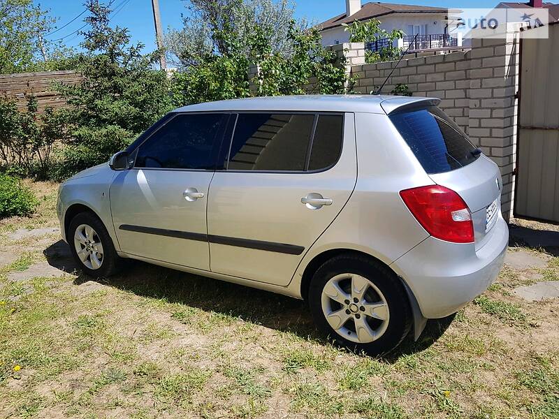 Хетчбек Skoda Fabia 2010 в Миколаєві
