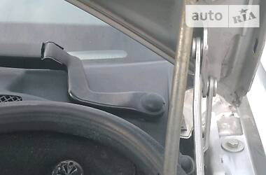 Хетчбек Skoda Fabia 2002 в 