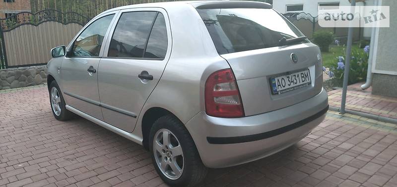 Хэтчбек Skoda Fabia 2002 в Тячеве