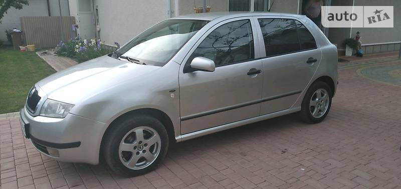 Хэтчбек Skoda Fabia 2002 в Тячеве