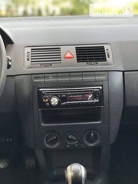 Хетчбек Skoda Fabia 2006 в Старокостянтинові