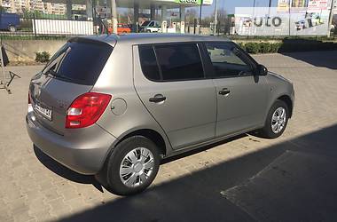 Хетчбек Skoda Fabia 2009 в 