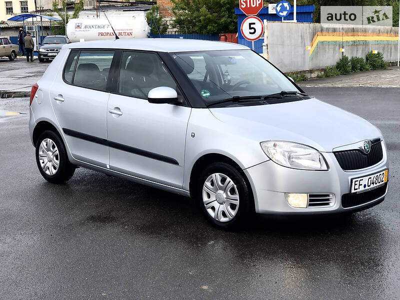 Хетчбек Skoda Fabia 2008 в Старокостянтинові