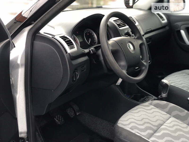 Хетчбек Skoda Fabia 2008 в Старокостянтинові