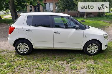 Хэтчбек Skoda Fabia 2010 в Львове