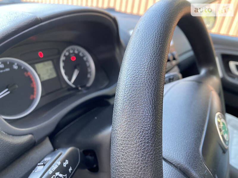 Хэтчбек Skoda Fabia 2009 в Староконстантинове