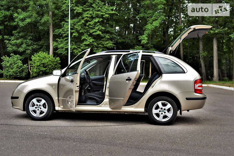 Універсал Skoda Fabia 2006 в Харкові
