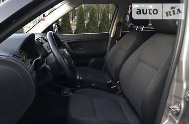 Хетчбек Skoda Fabia 2011 в 