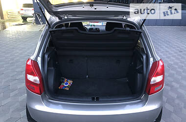 Хетчбек Skoda Fabia 2011 в 