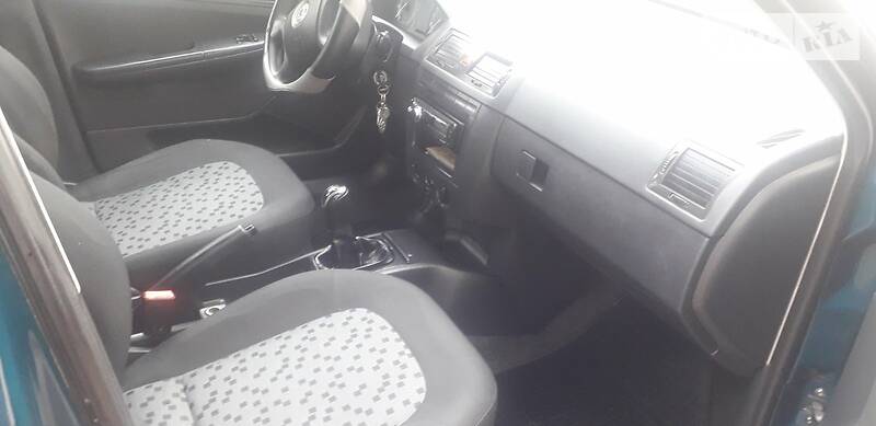 Хетчбек Skoda Fabia 2005 в Мукачевому