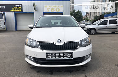 Хетчбек Skoda Fabia 2017 в 