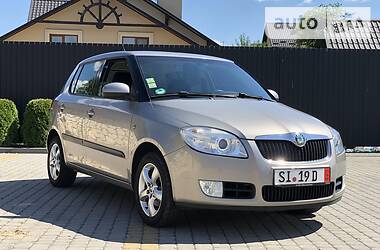 Хетчбек Skoda Fabia 2008 в 