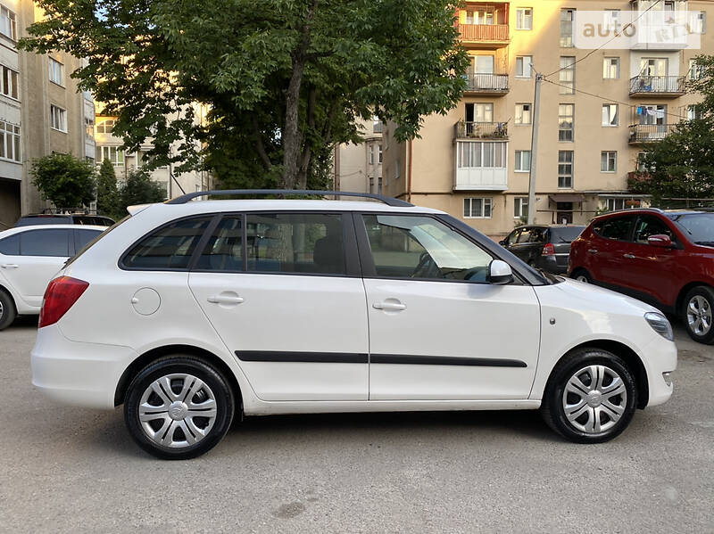 Универсал Skoda Fabia 2014 в Ивано-Франковске