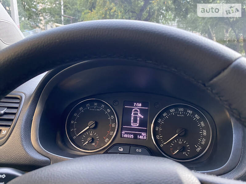 Универсал Skoda Fabia 2014 в Ивано-Франковске