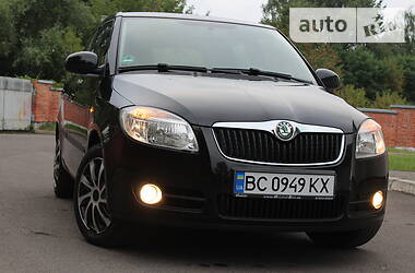 Хэтчбек Skoda Fabia 2009 в Дрогобыче