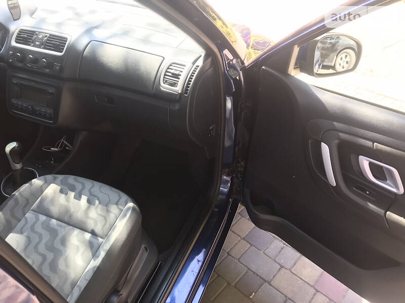 Хетчбек Skoda Fabia 2008 в Рівному
