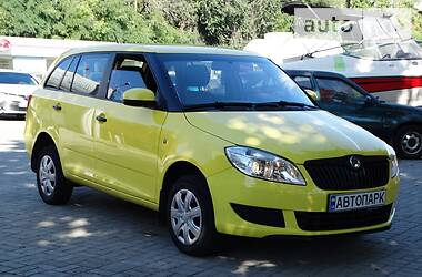 Універсал Skoda Fabia 2012 в Дніпрі