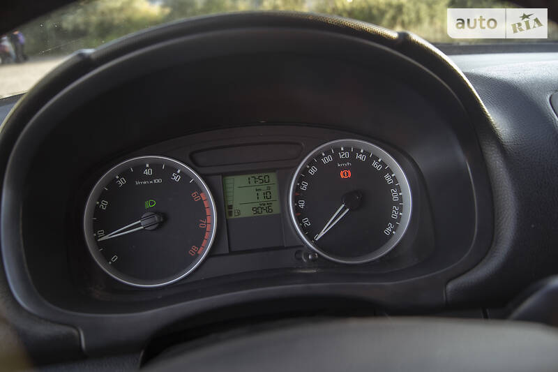 Хетчбек Skoda Fabia 2008 в Новому Розділі