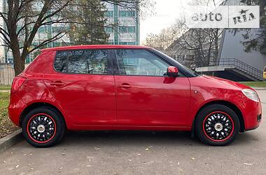 Хэтчбек Skoda Fabia 2007 в Черновцах