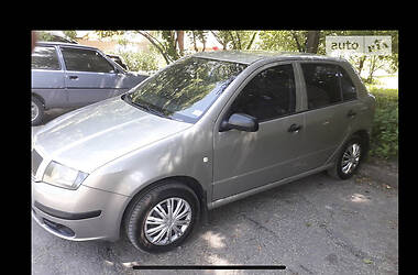 Хэтчбек Skoda Fabia 2006 в Вольногорске