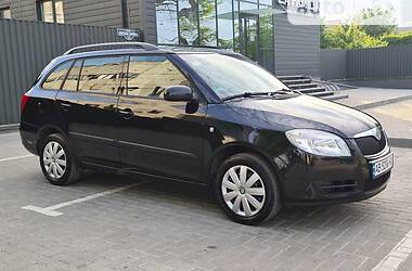 Универсал Skoda Fabia 2008 в Житомире