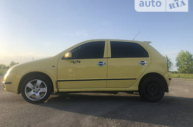 Хэтчбек Skoda Fabia 2001 в 
